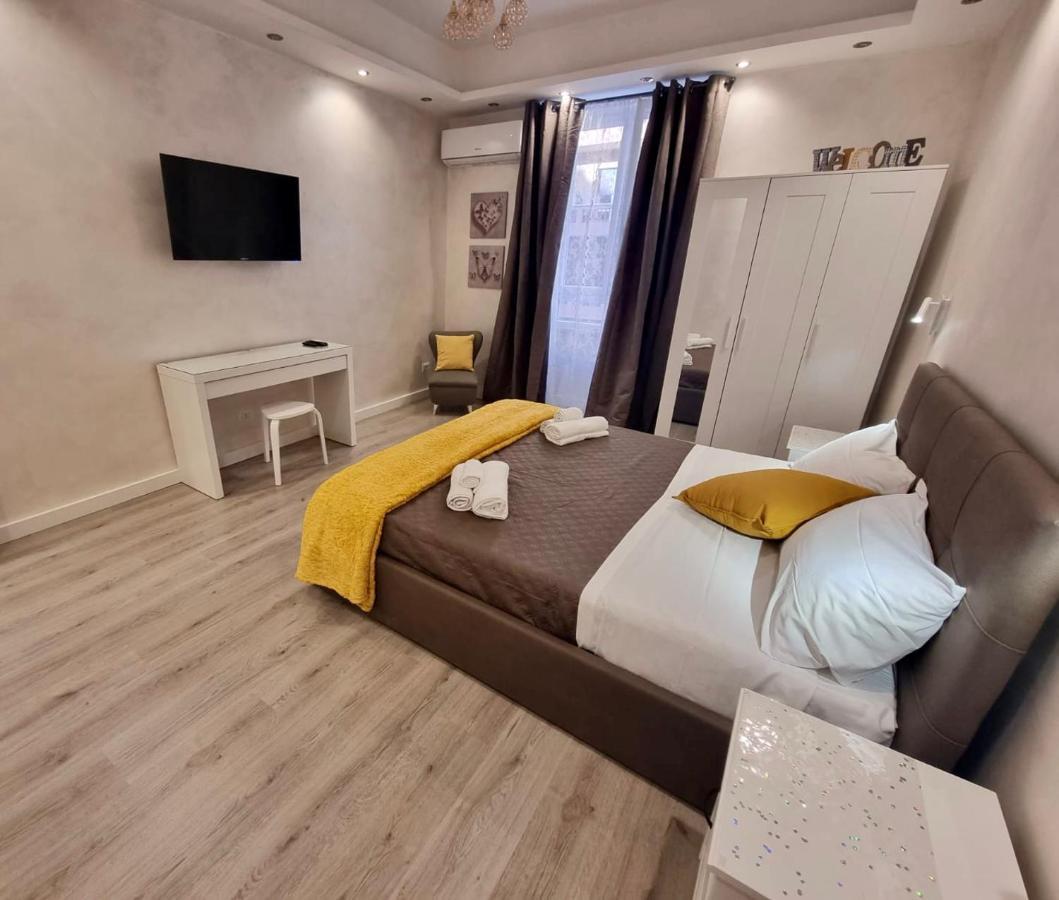 Apartment Close To The Coloseum, 2 Minutes Walk From Metro A Екстериор снимка