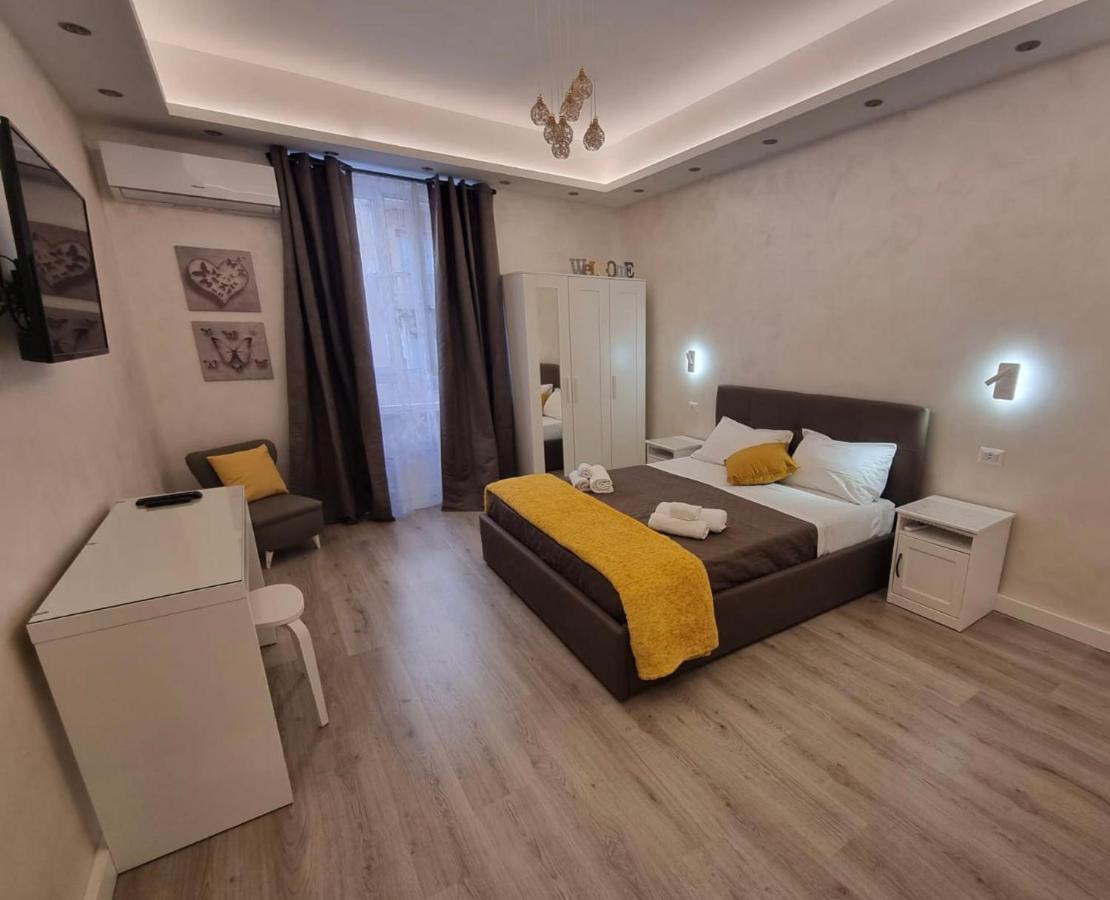 Apartment Close To The Coloseum, 2 Minutes Walk From Metro A Екстериор снимка