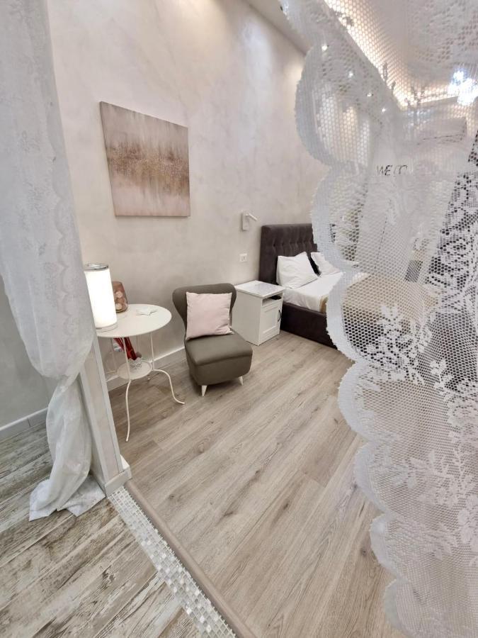Apartment Close To The Coloseum, 2 Minutes Walk From Metro A Екстериор снимка