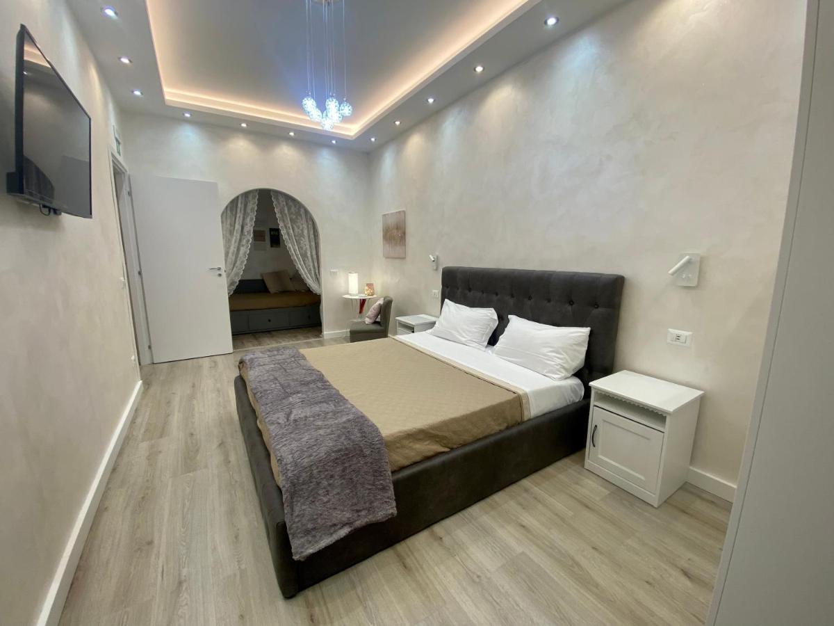 Apartment Close To The Coloseum, 2 Minutes Walk From Metro A Екстериор снимка