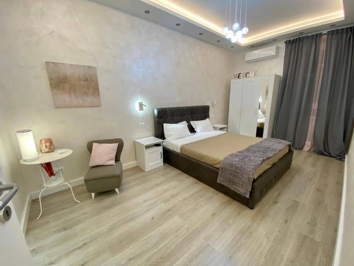 Apartment Close To The Coloseum, 2 Minutes Walk From Metro A Екстериор снимка
