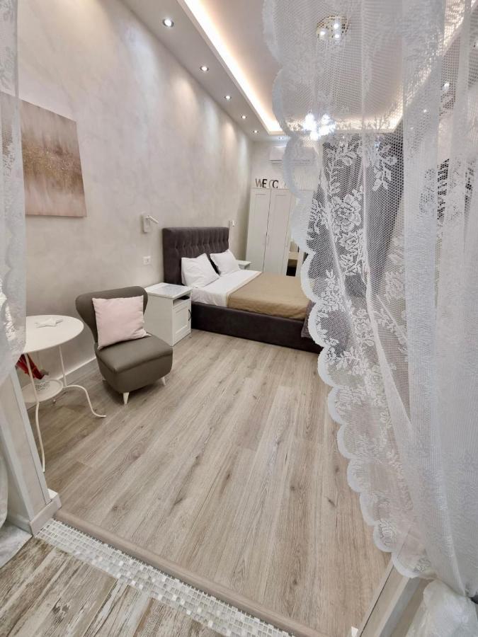 Apartment Close To The Coloseum, 2 Minutes Walk From Metro A Екстериор снимка